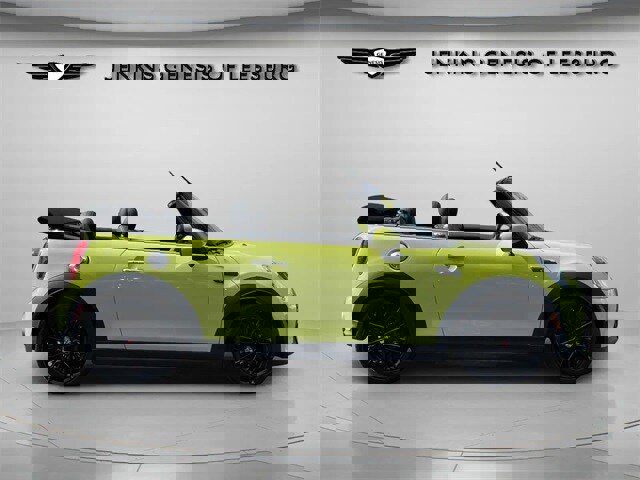 Used 2022 MINI Cooper S image 4