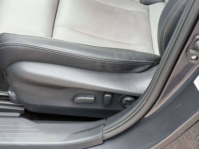 Used 2023 Subaru Outback Limited AWD/4WD image 20