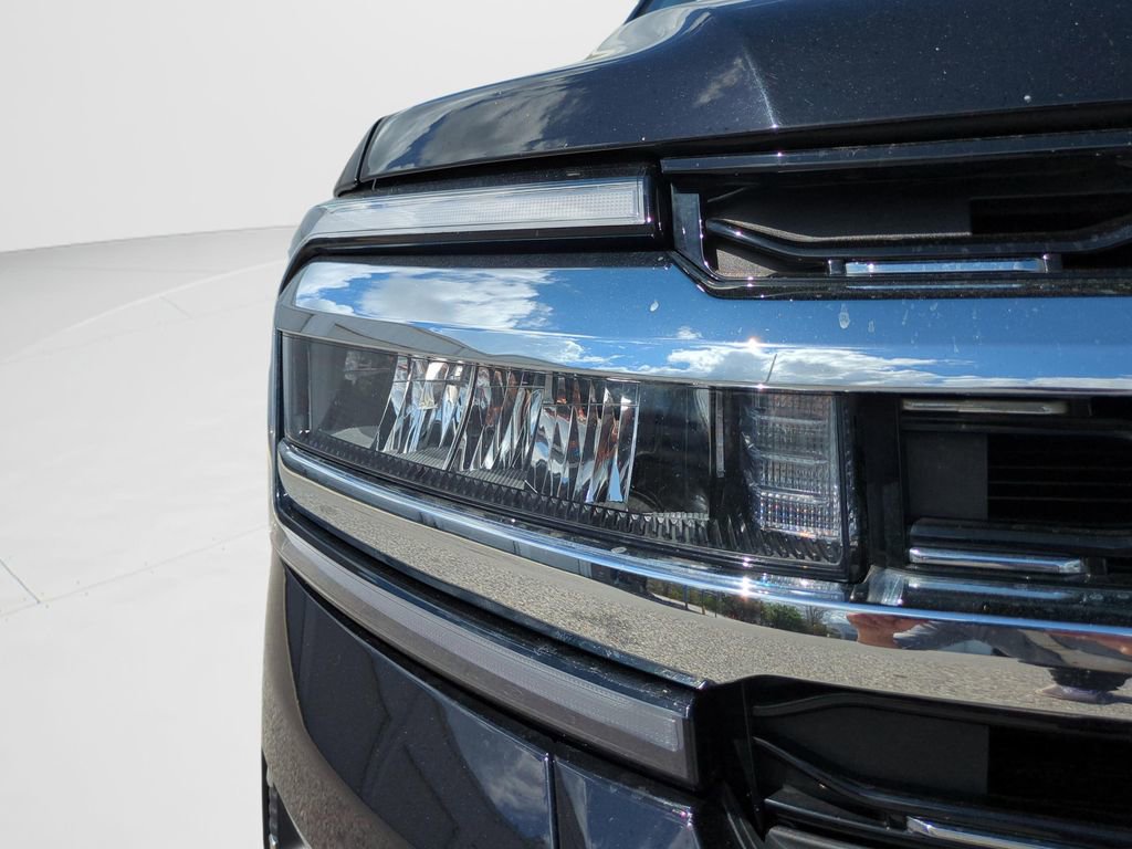 Used 2024 Ford Expedition Max Limited image 9