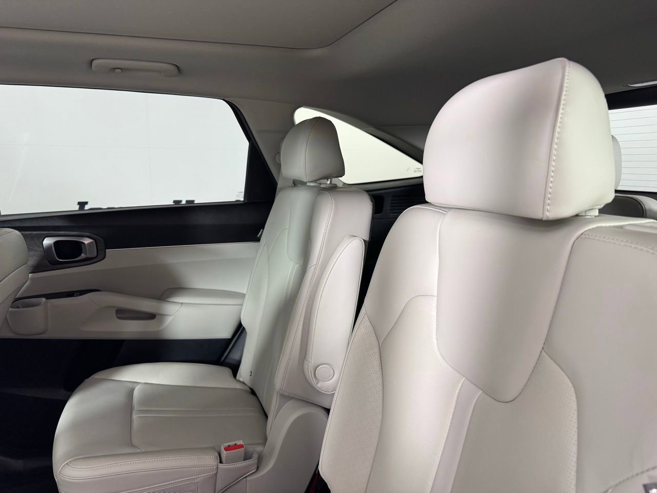 Used 2025 Kia Sorento X-Line EX image 26