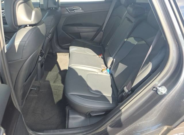Certified 2025 Kia Sportage EX FWD image 11