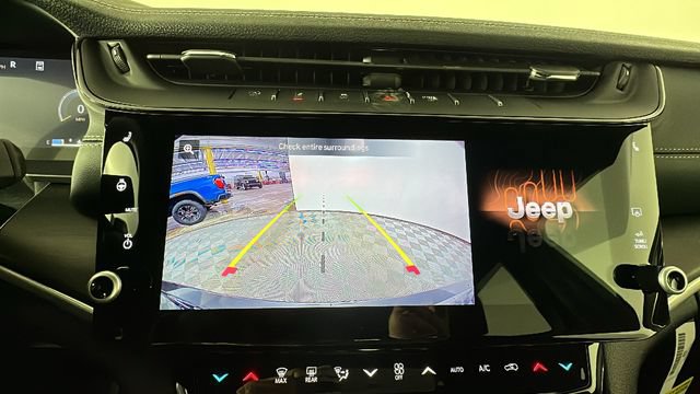 New 2026 Jeep Grand Cherokee L Limited w/ Luxury Tech Group II AWD/4WD image 28