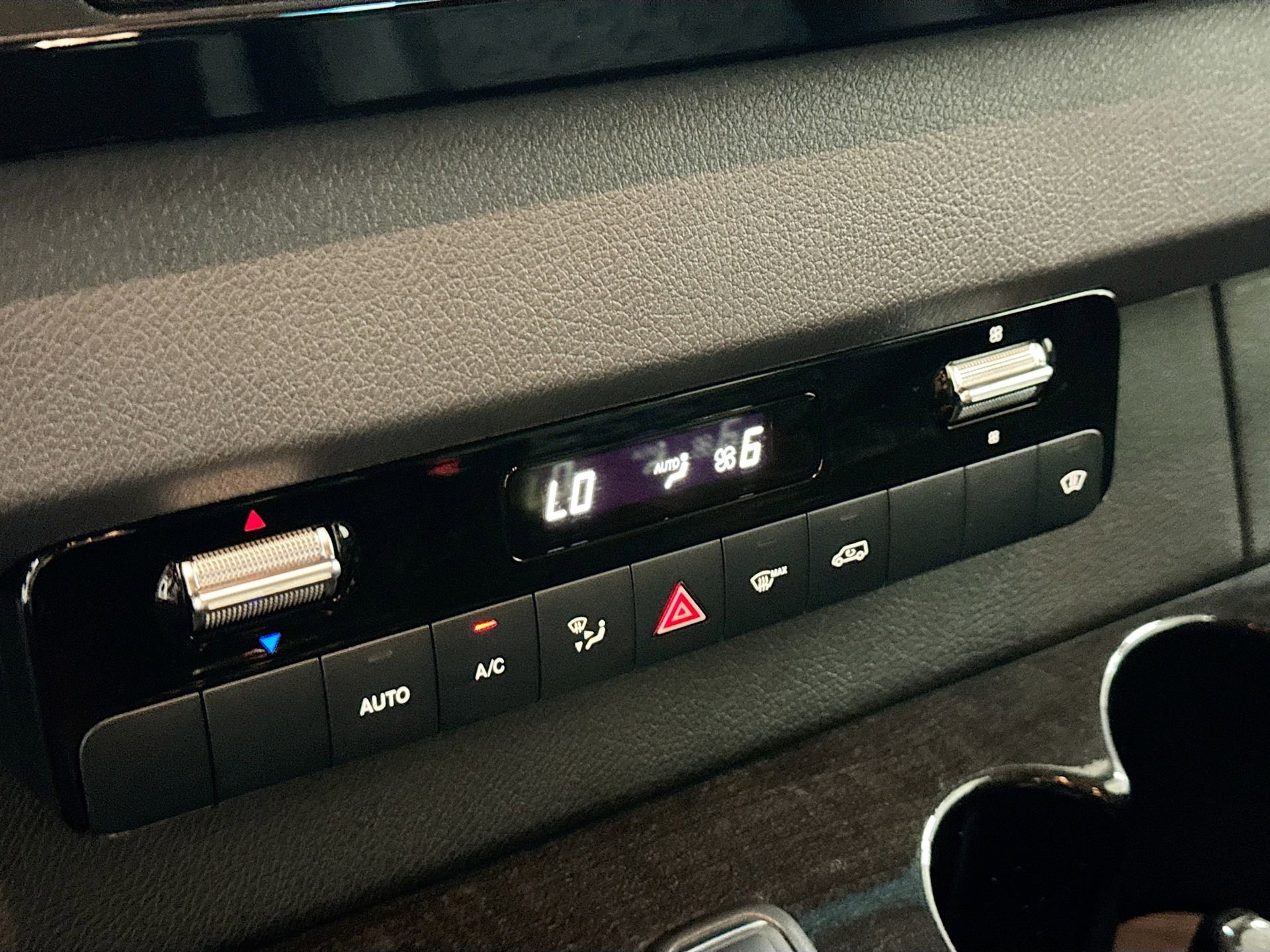 Used 2024 Mercedes-Benz Sprinter 2500 image 17