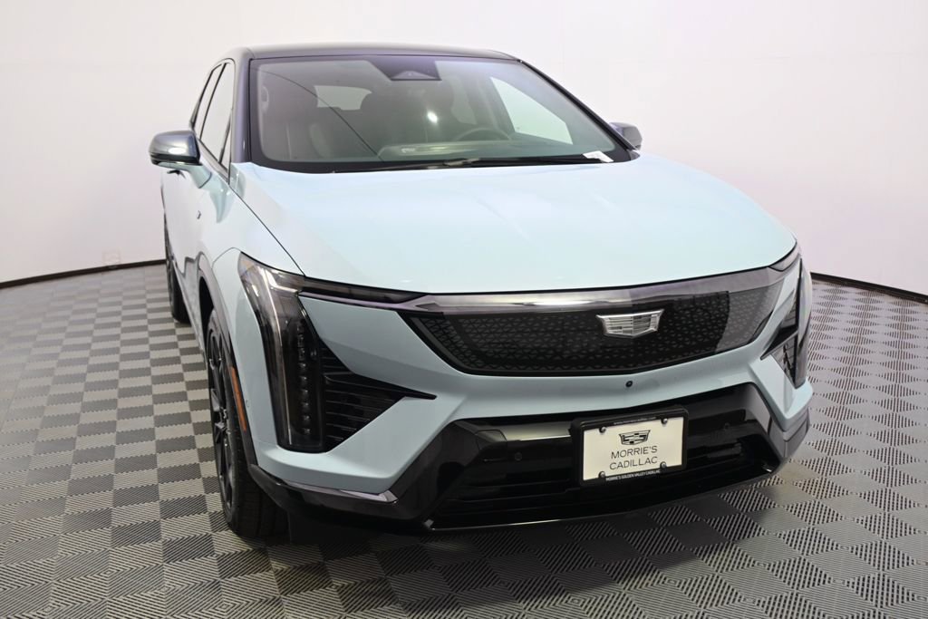 New 2025 Cadillac Optiq Sport 2 w/ LPO, ONYX Package AWD/4WD image 9