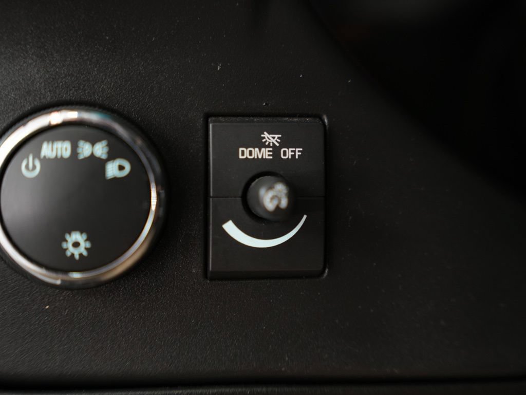 Used 2020 Chevrolet Express 3500 w/ Power Convenience Package RWD image 37