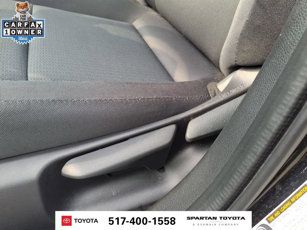Used 2025 Toyota Prius LE FWD image 14