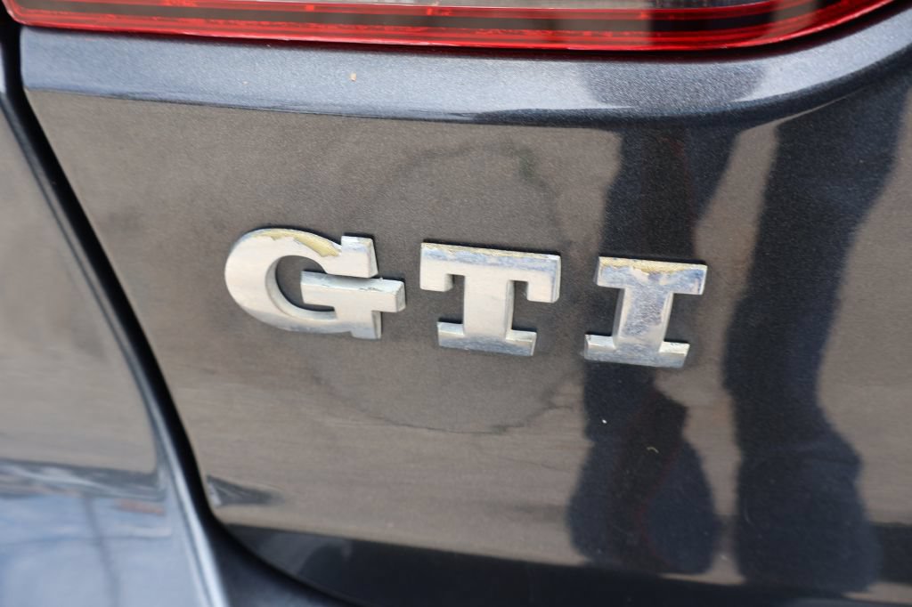 Used 2013 Volkswagen GTI Driver's Edition FWD image 12