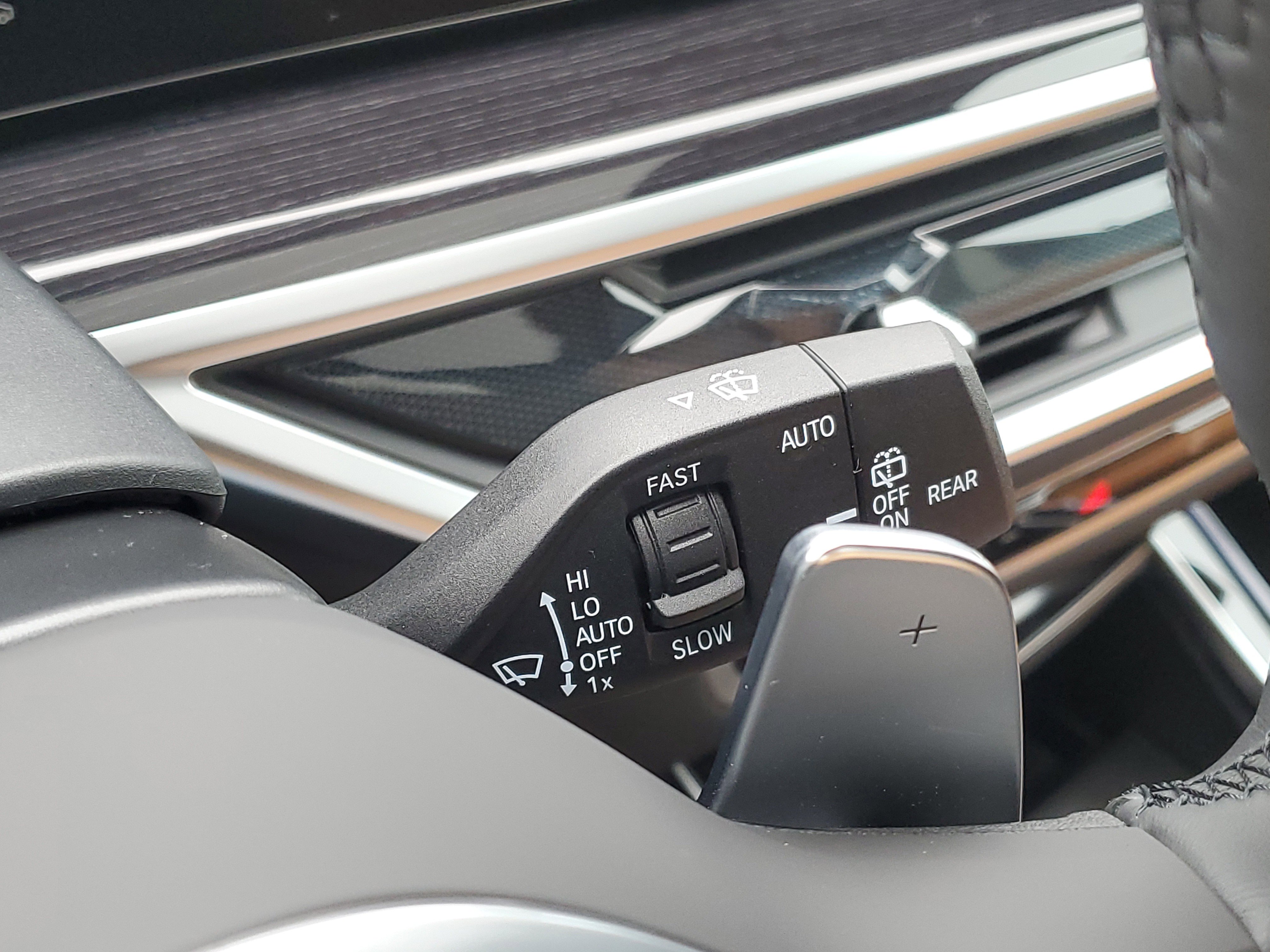 New 2026 BMW X5 xDrive40i w/ M Sport Package image 16