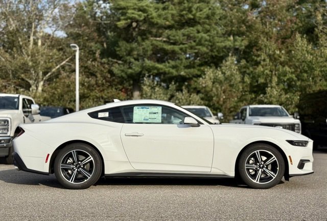 New 2025 Ford Mustang Coupe image 3