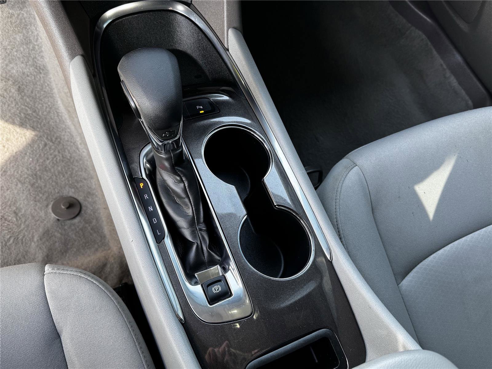 Used 2025 Chevrolet Malibu LT FWD image 19