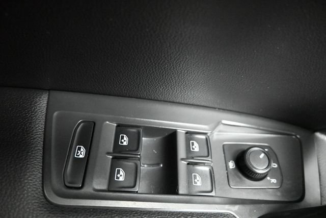 Used 2022 Volkswagen Tiguan S AWD/4WD image 24