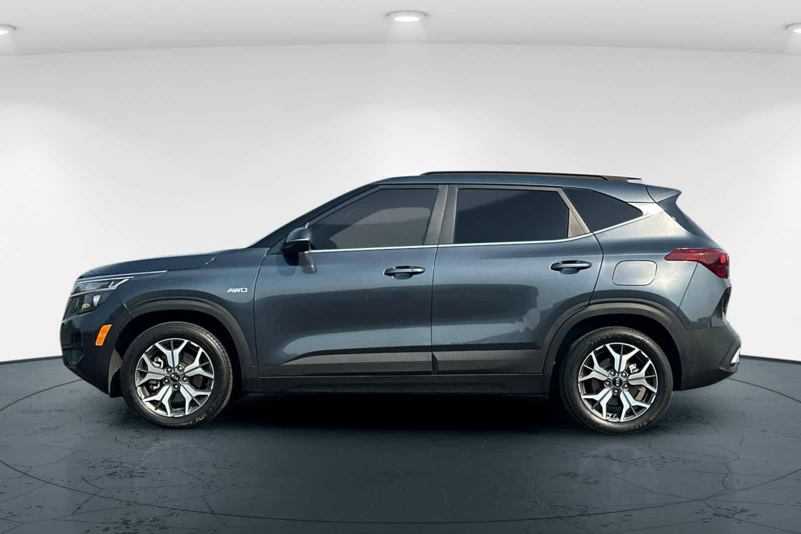 Used 2021 Kia Seltos EX AWD/4WD image 9