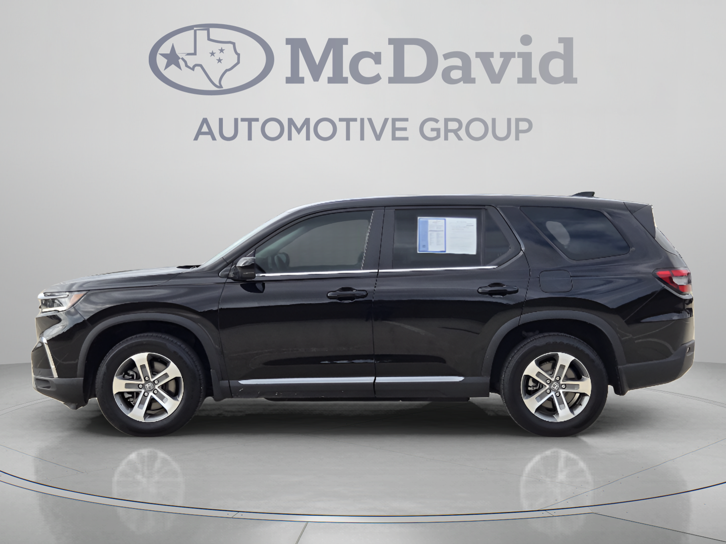 Certified 2024 Honda Pilot EX-L image 2