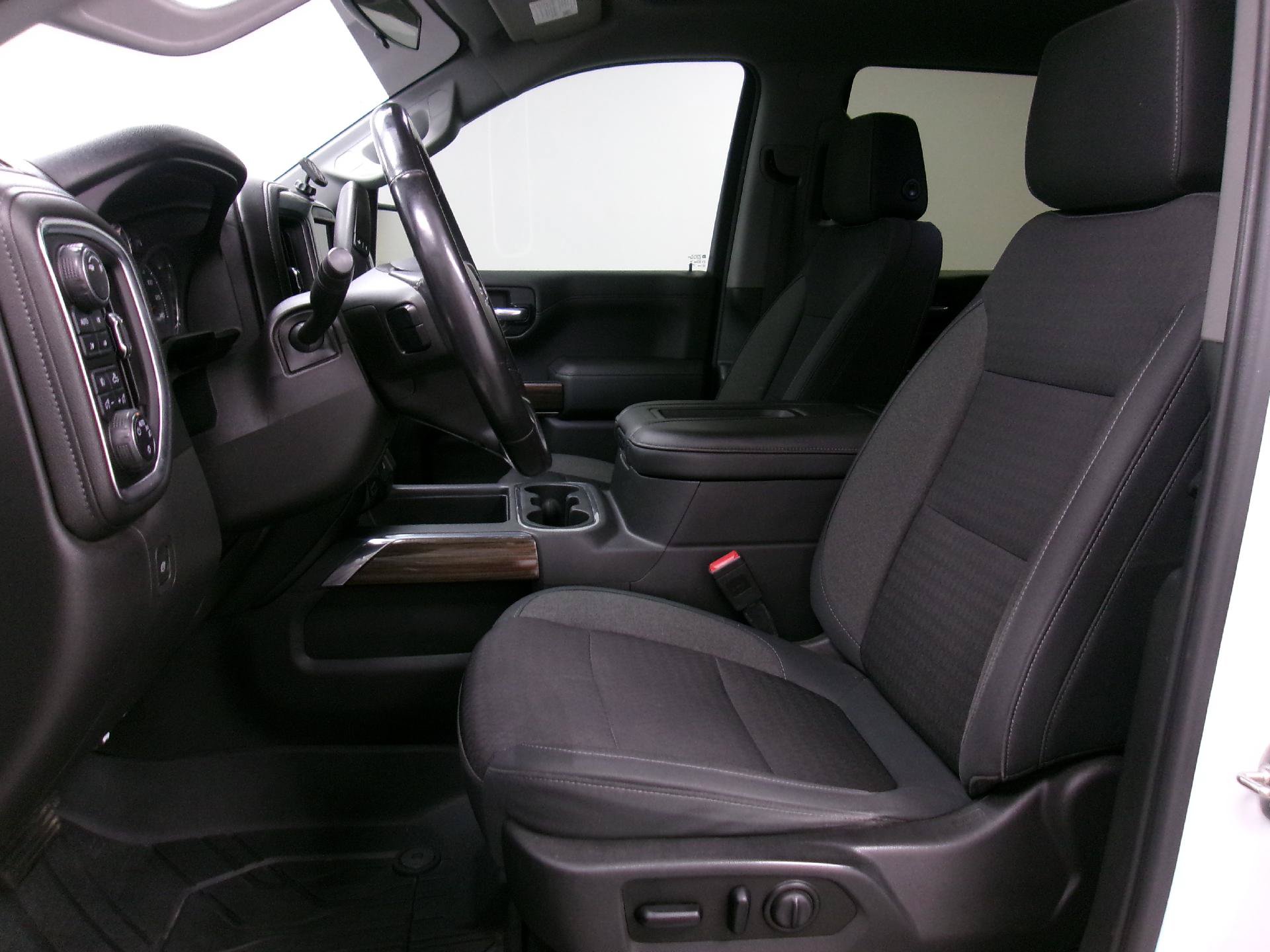 Used 2019 Chevrolet Silverado 1500 LT Trail Boss AWD/4WD image 8
