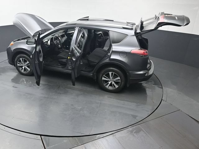 Used 2018 Toyota RAV4 XLE AWD/4WD image 47