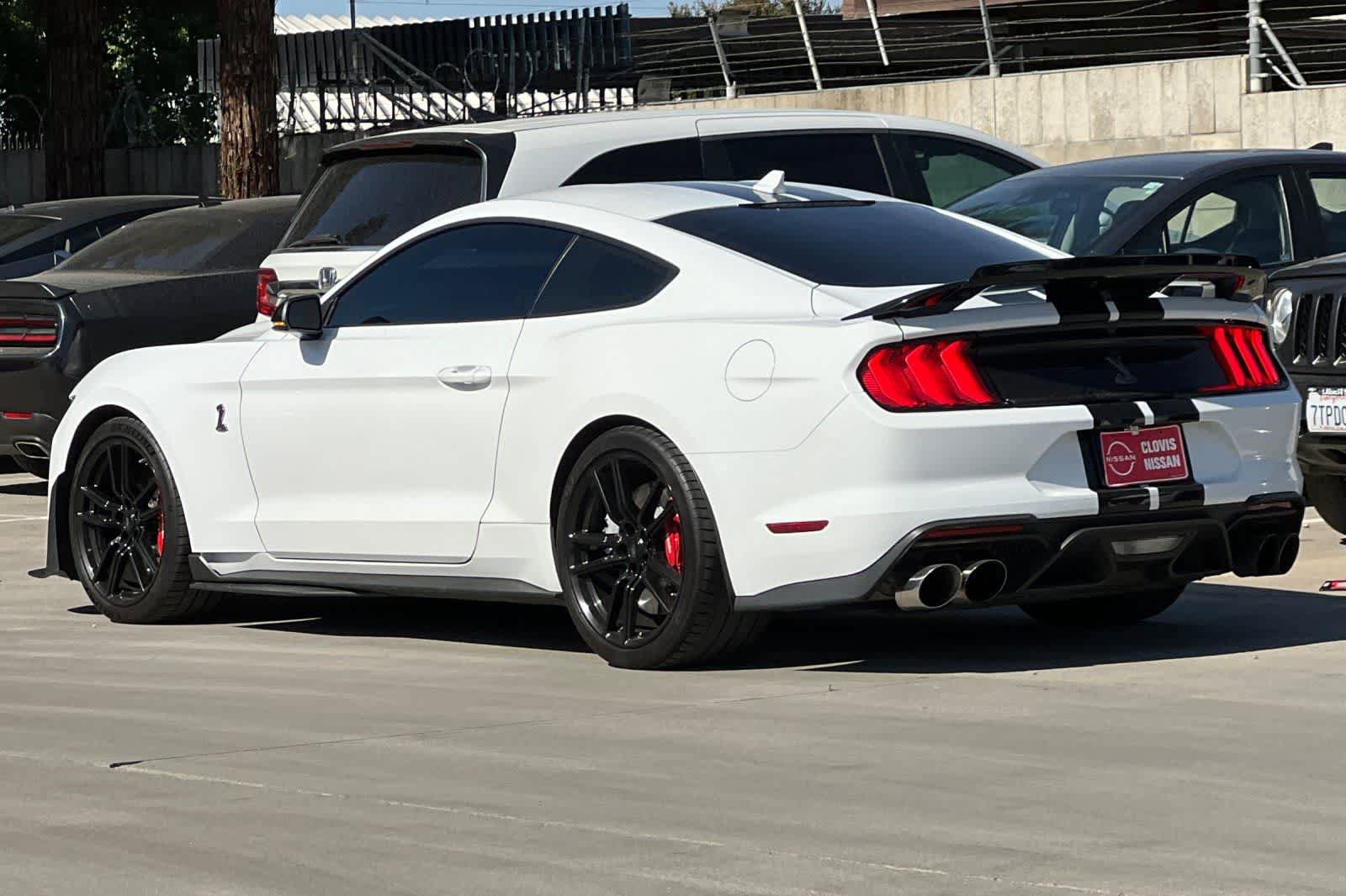 Used 2021 Ford Mustang Shelby GT500 w/ Technology Package RWD image 7