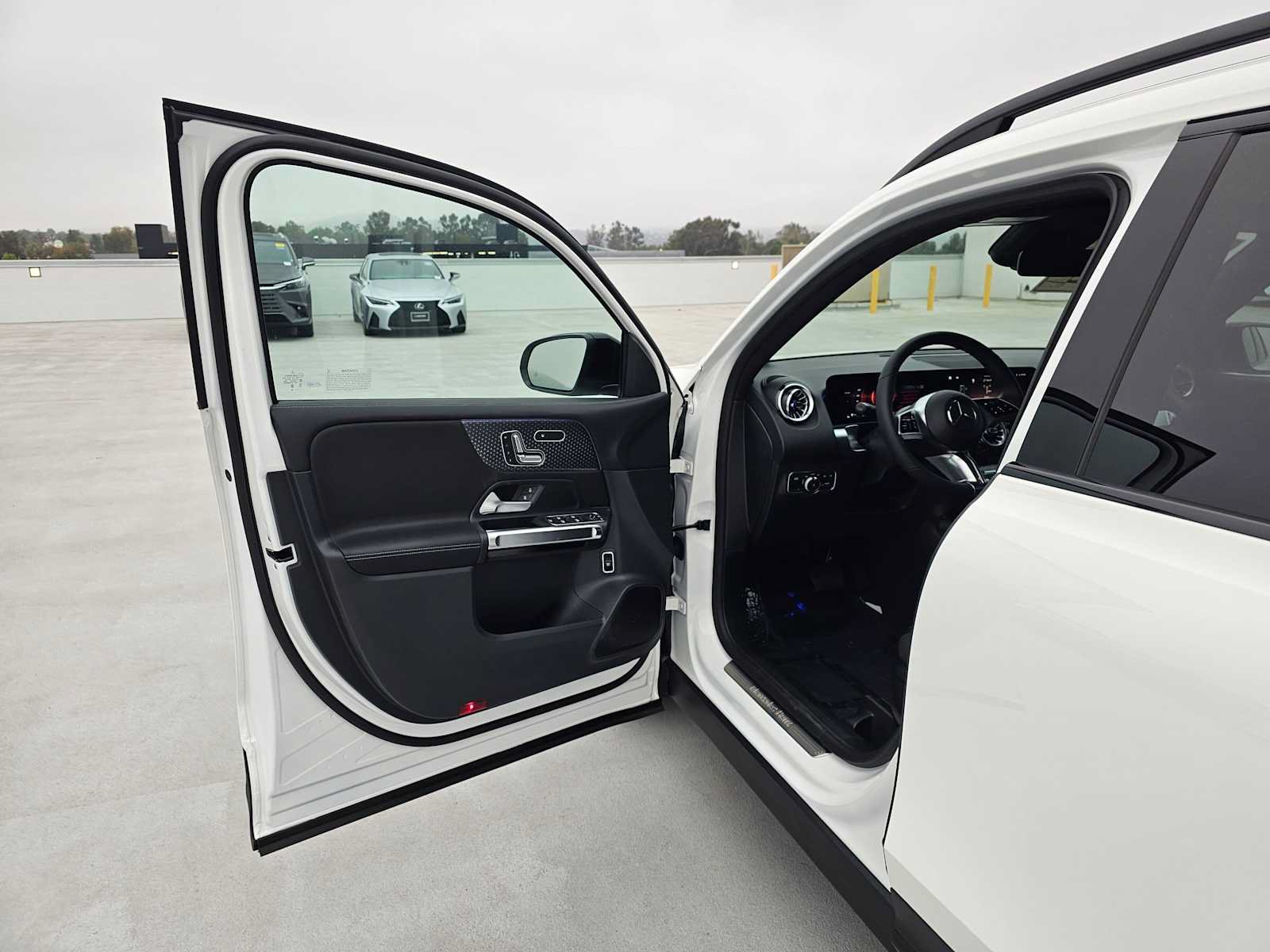 New 2026 Mercedes-Benz GLB 250 image 19