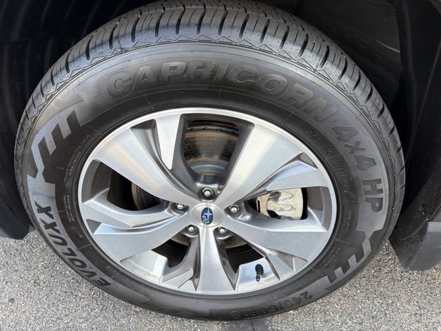 Used 2022 Subaru Ascent Premium w/ Convenience Package AWD/4WD image 9