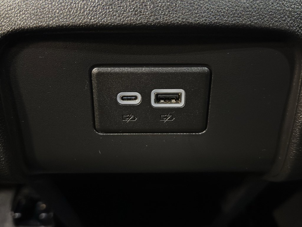 Used 2025 Chevrolet Blazer LT w/ Redline Edition image 12