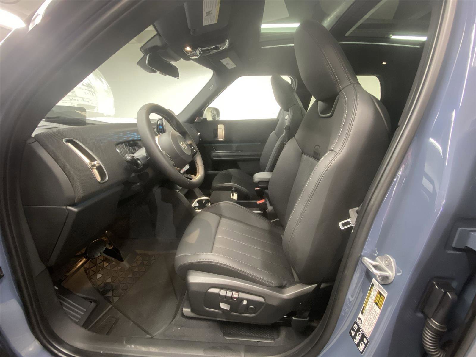 New 2026 MINI Cooper Countryman S w/ Comfort Package Max AWD/4WD image 17