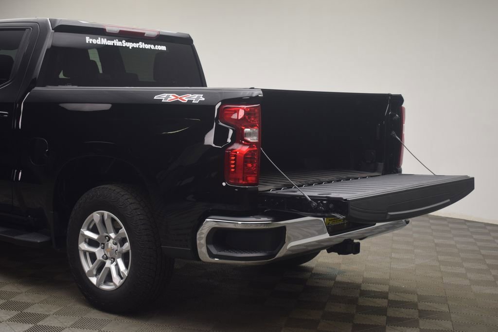 Used 2025 Chevrolet Silverado 1500 LT image 30