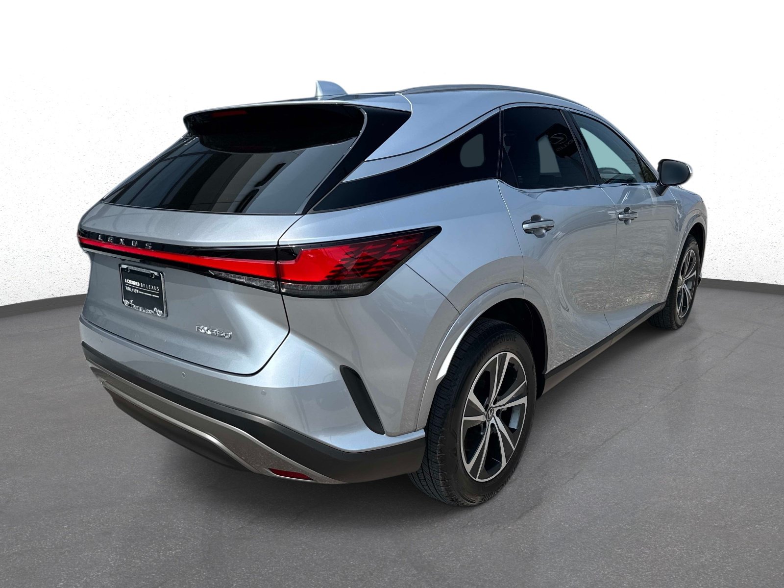 Used 2024 Lexus RX 350 Premium w/ Accessory Package (Z1) FWD image 3
