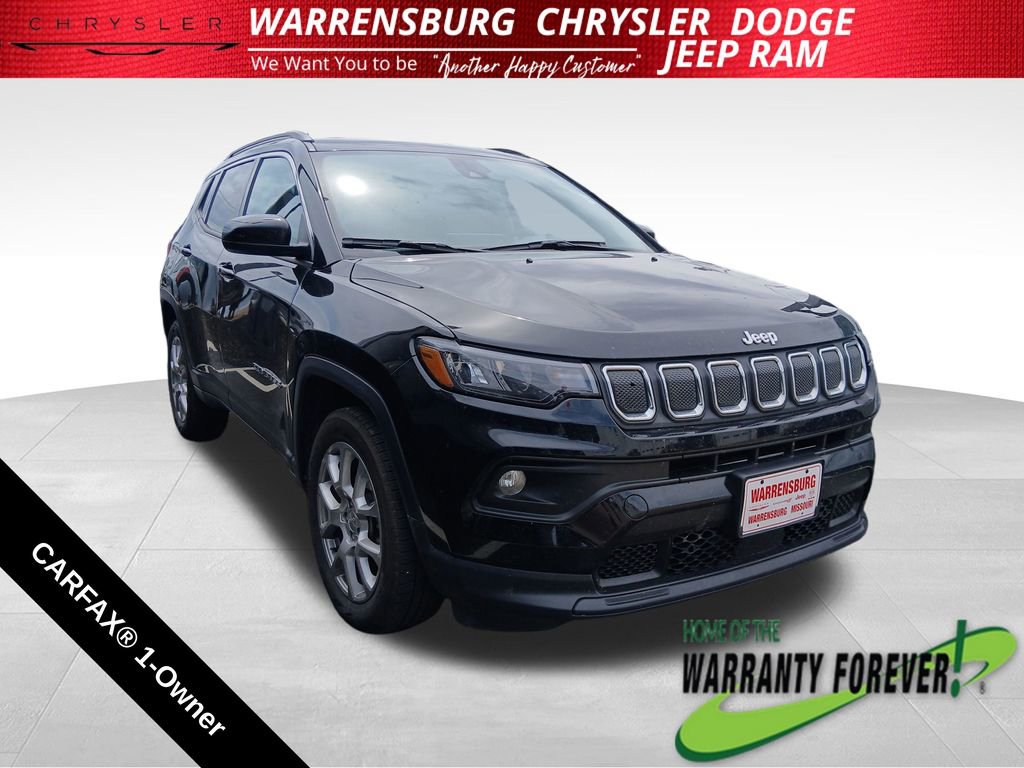Used 2022 Jeep Compass Latitude image 1