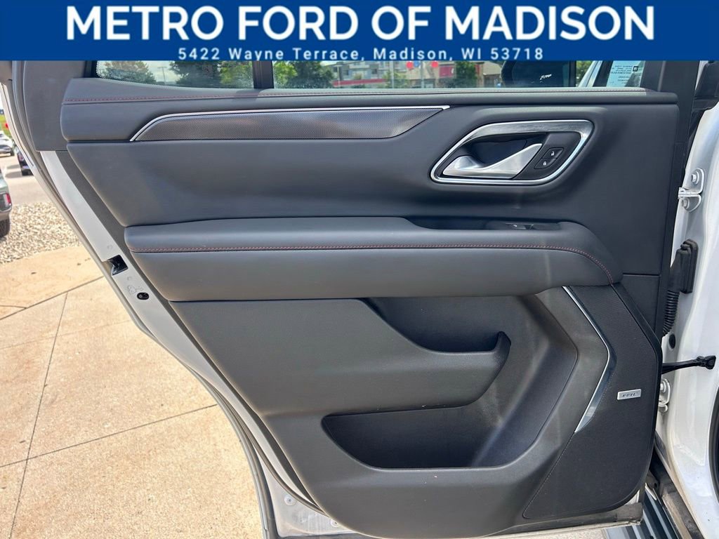 Used 2022 Chevrolet Tahoe RST w/ Luxury Package image 31