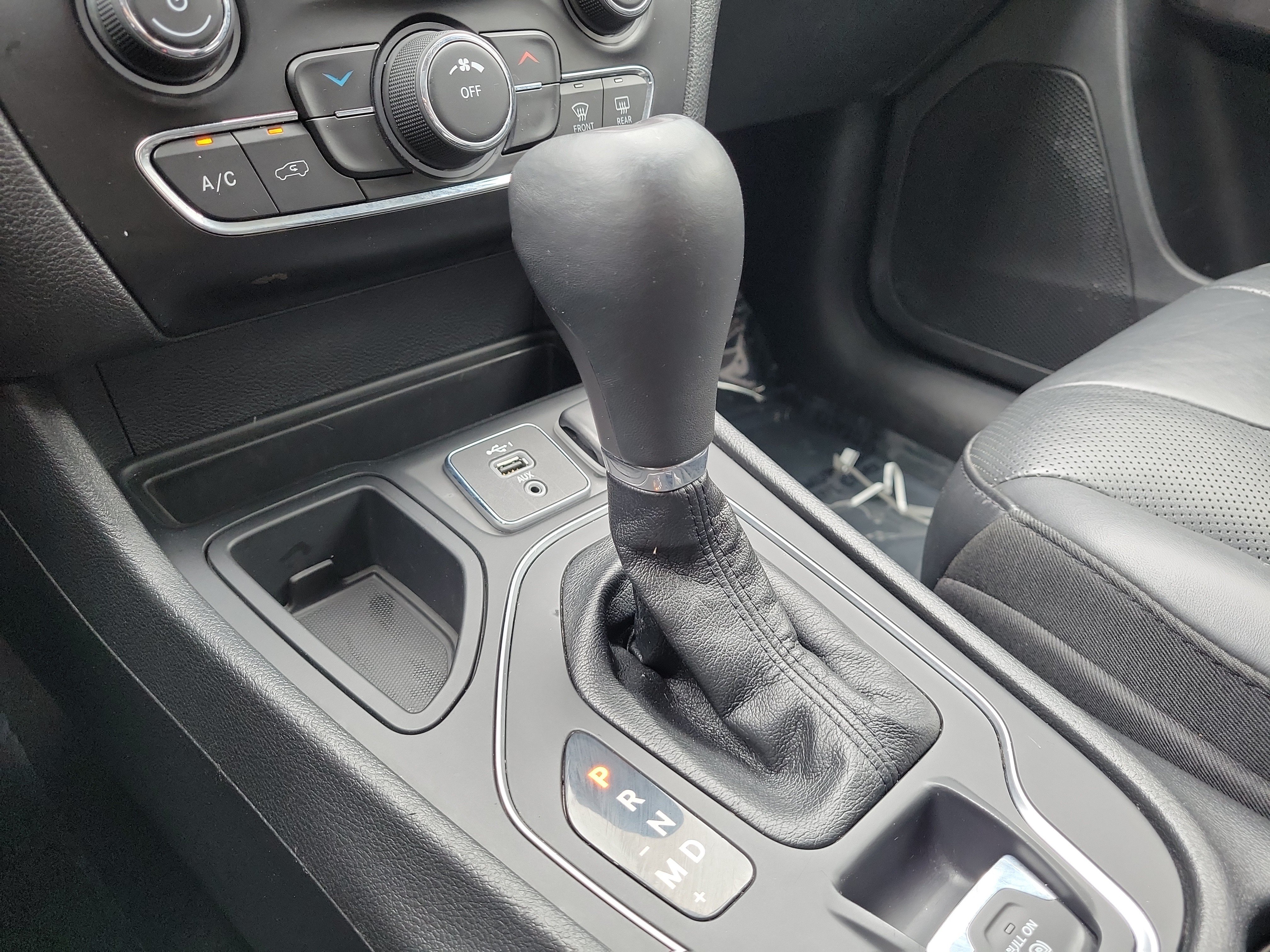 Used 2021 Jeep Cherokee Latitude Lux w/ Sun & Sound Group FWD image 29