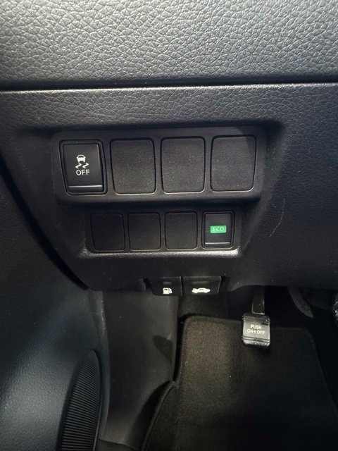 Used 2017 Nissan Rogue Sport SV FWD image 36