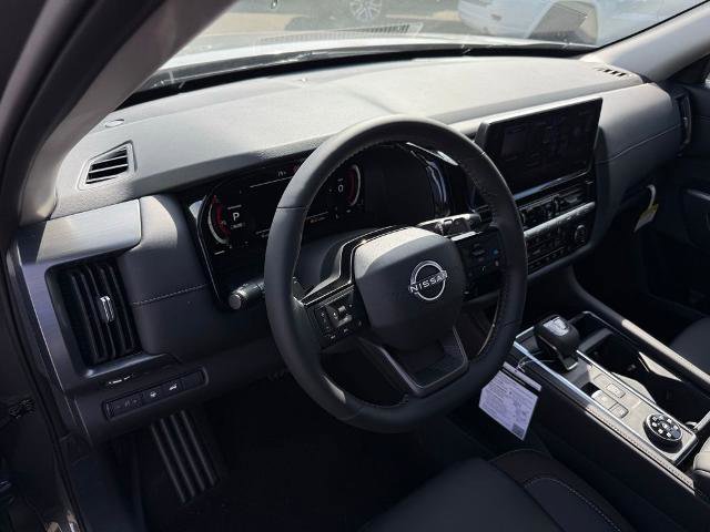 New 2026 Nissan Pathfinder SL AWD/4WD image 17