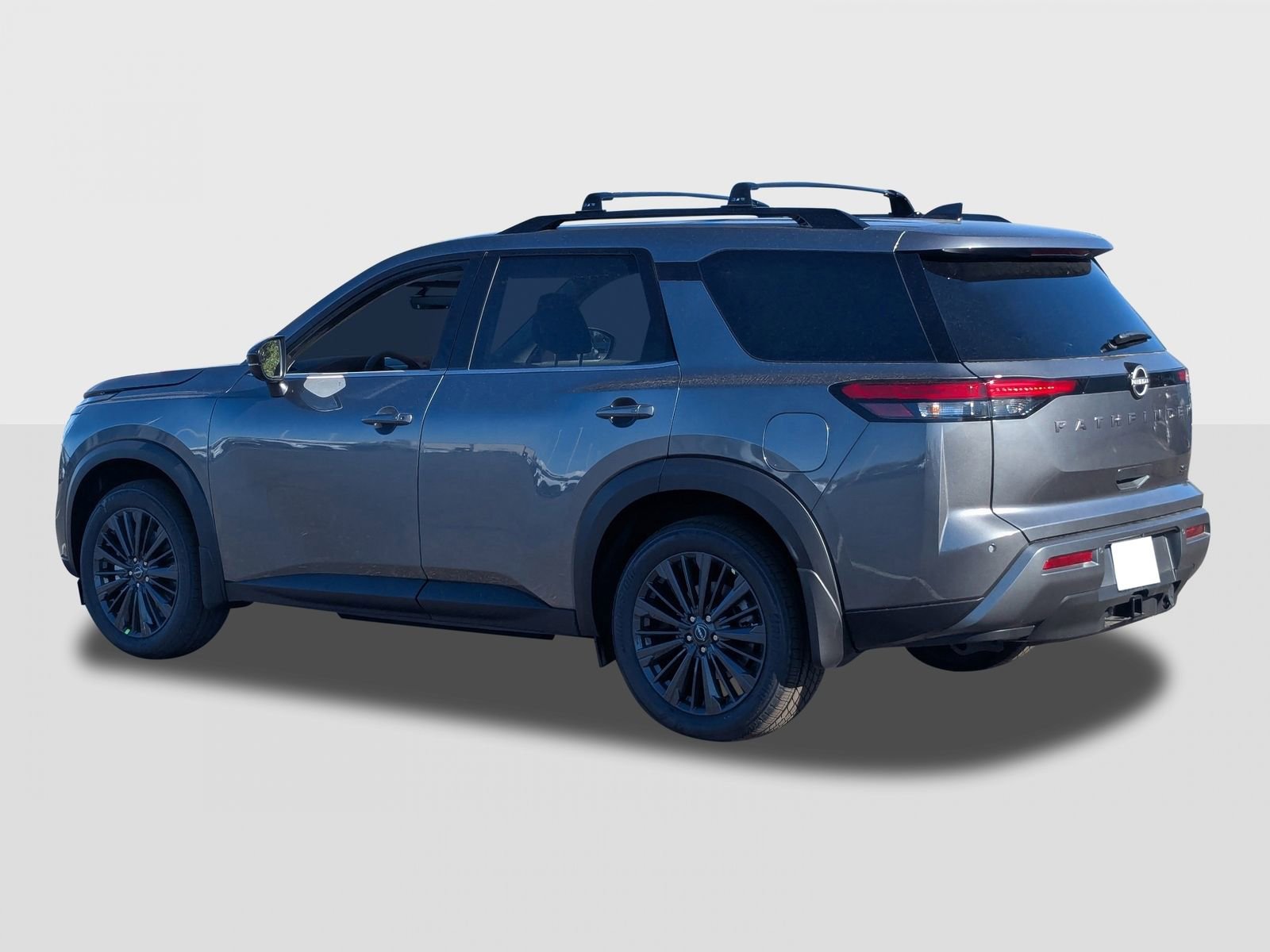 New 2026 Nissan Pathfinder SL image 3