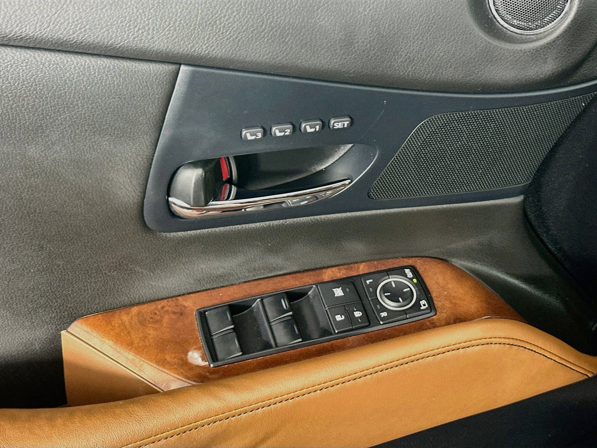Used 2013 Lexus RX 350 AWD w/ Navigation Pkg image 15
