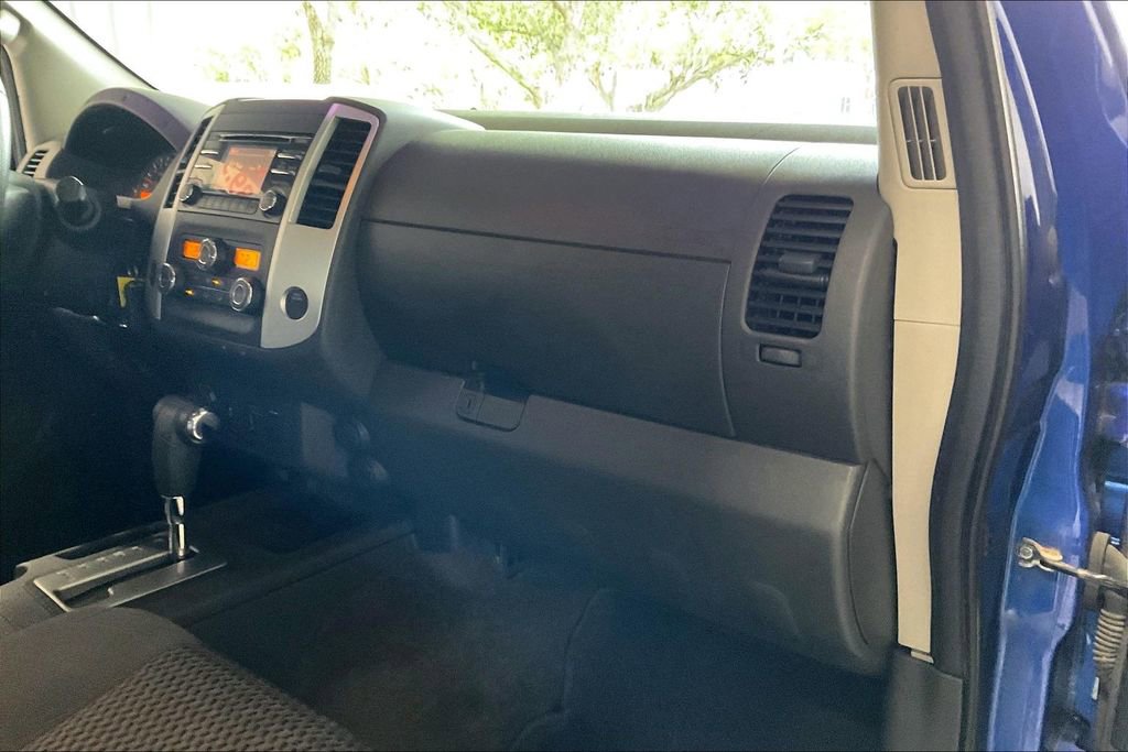 Used 2013 Nissan Frontier SV w/ SV Value Truck Pkg image 21