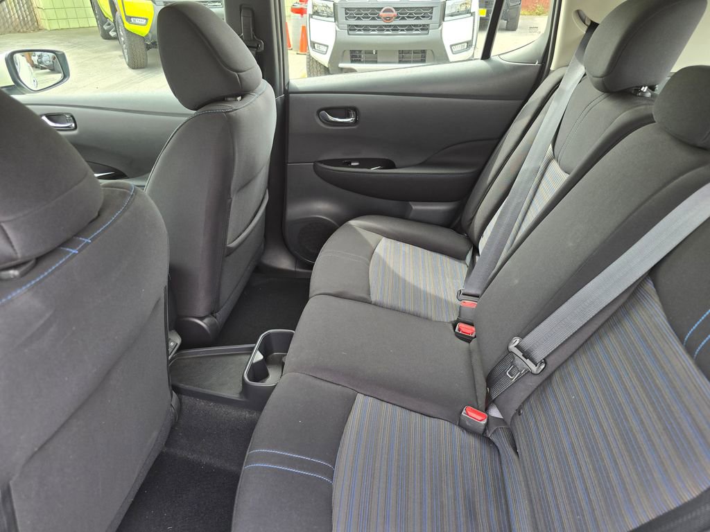 Used 2023 Nissan Leaf SV Plus image 8