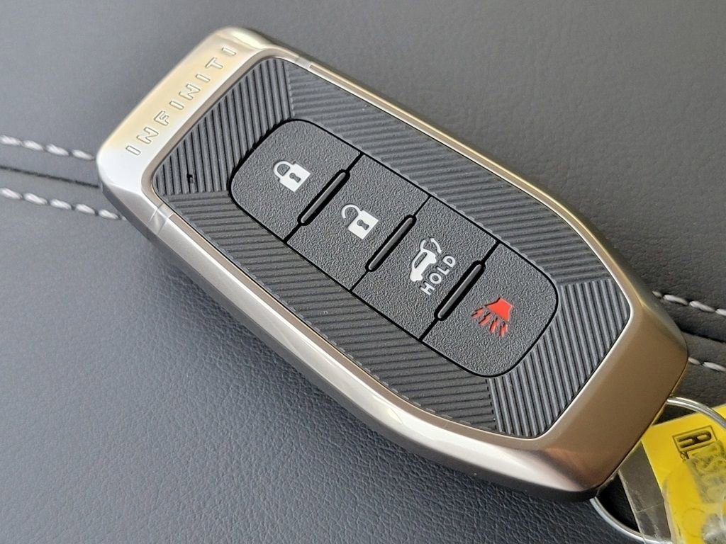 Used 2025 INFINITI QX60 Pure image 33