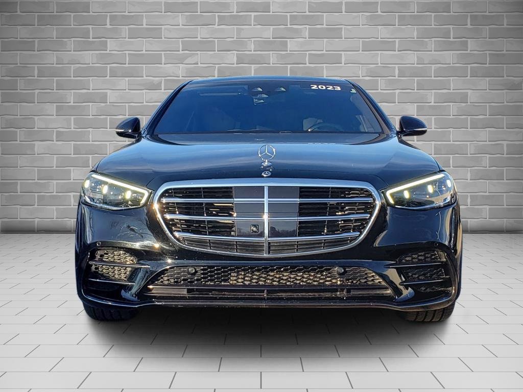 Used 2023 Mercedes-Benz S 500 4MATIC image 2