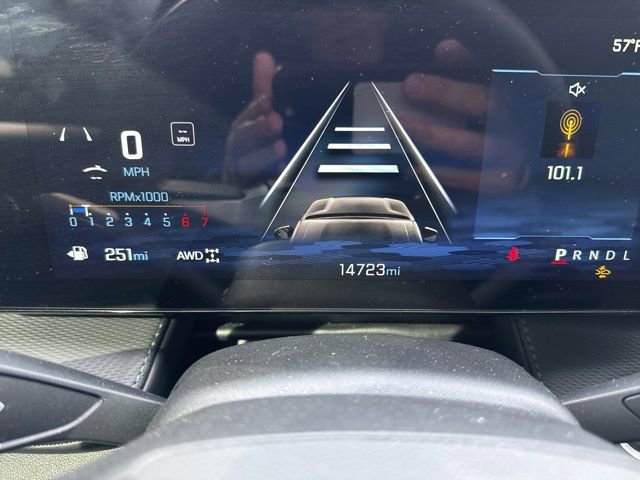 Used 2025 Chevrolet Equinox LT image 16