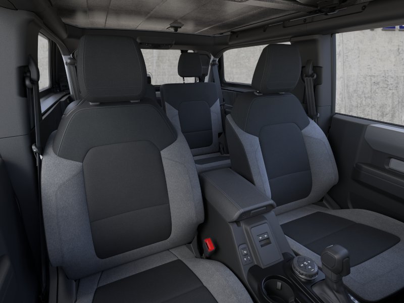 New 2026 Ford Bronco 2-Door AWD/4WD image 32