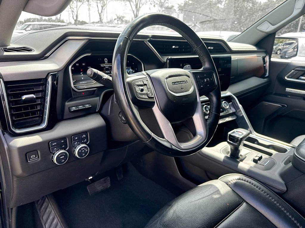 Used 2024 GMC Sierra 1500 Denali w/ Denali Reserve Package AWD/4WD image 10