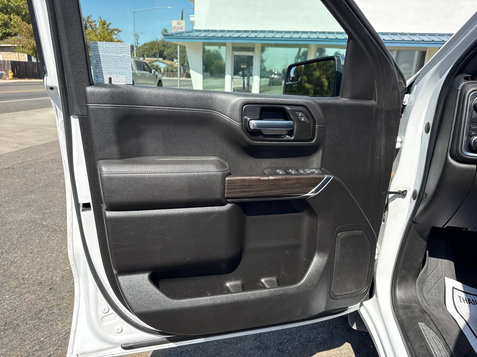 Used 2022 Chevrolet Silverado 1500 LT w/ LPO, Liner Protection Package RWD image 10