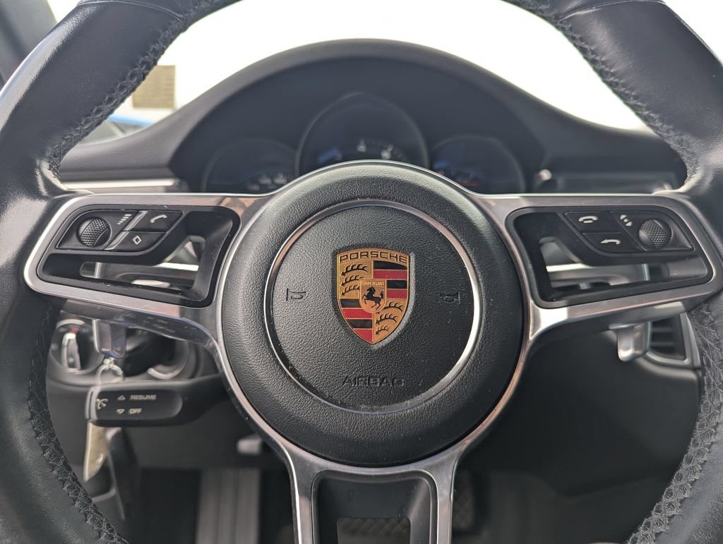 Used 2018 Porsche Macan AWD/4WD image 19