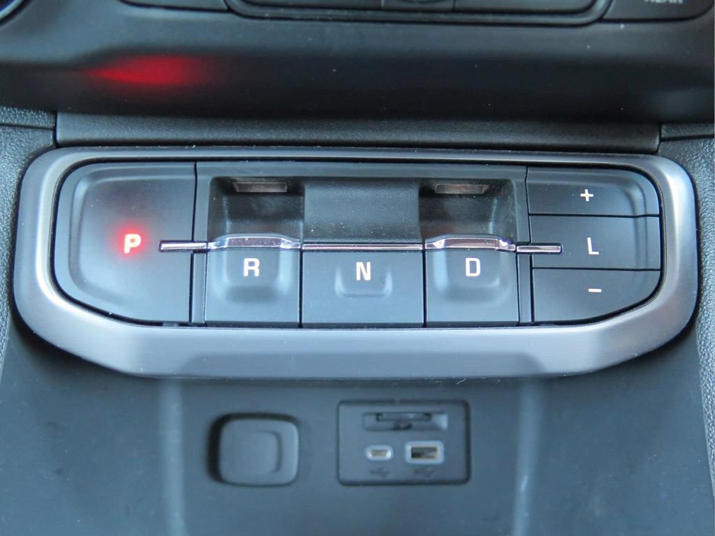 Used 2023 GMC Acadia AT4 w/ Technology Package AWD/4WD image 15