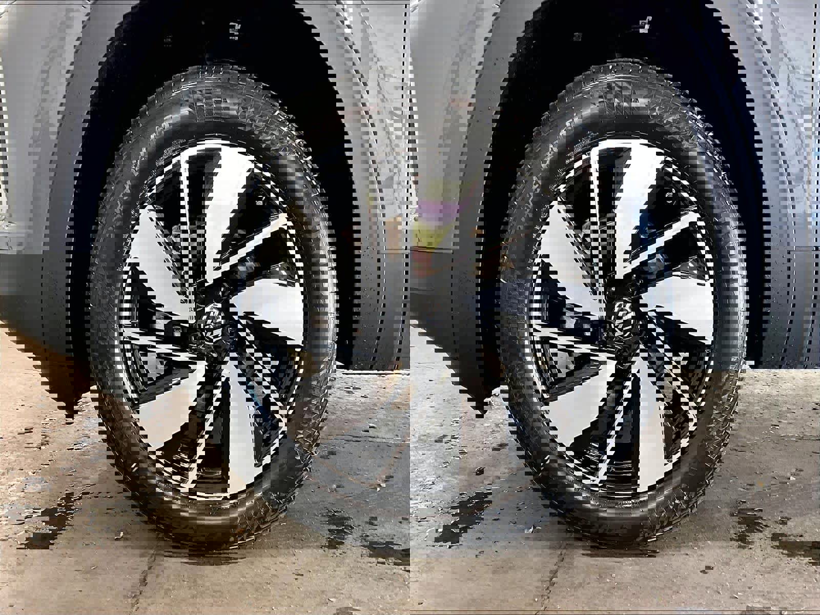 New 2026 Volkswagen Atlas SE image 14