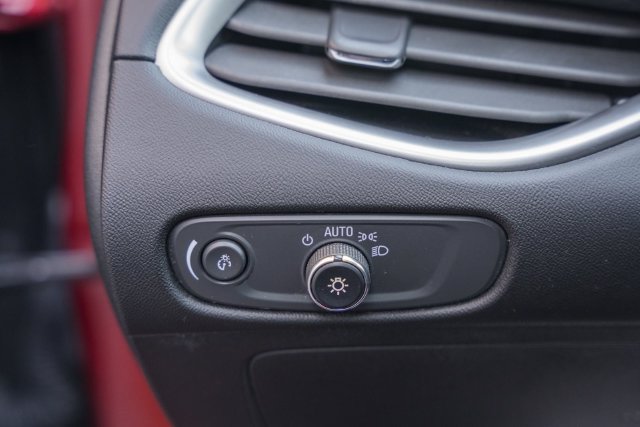 Used 2025 Chevrolet Malibu LT FWD image 44