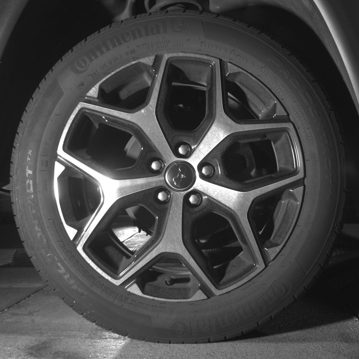 Used 2025 Jeep Compass Limited image 15