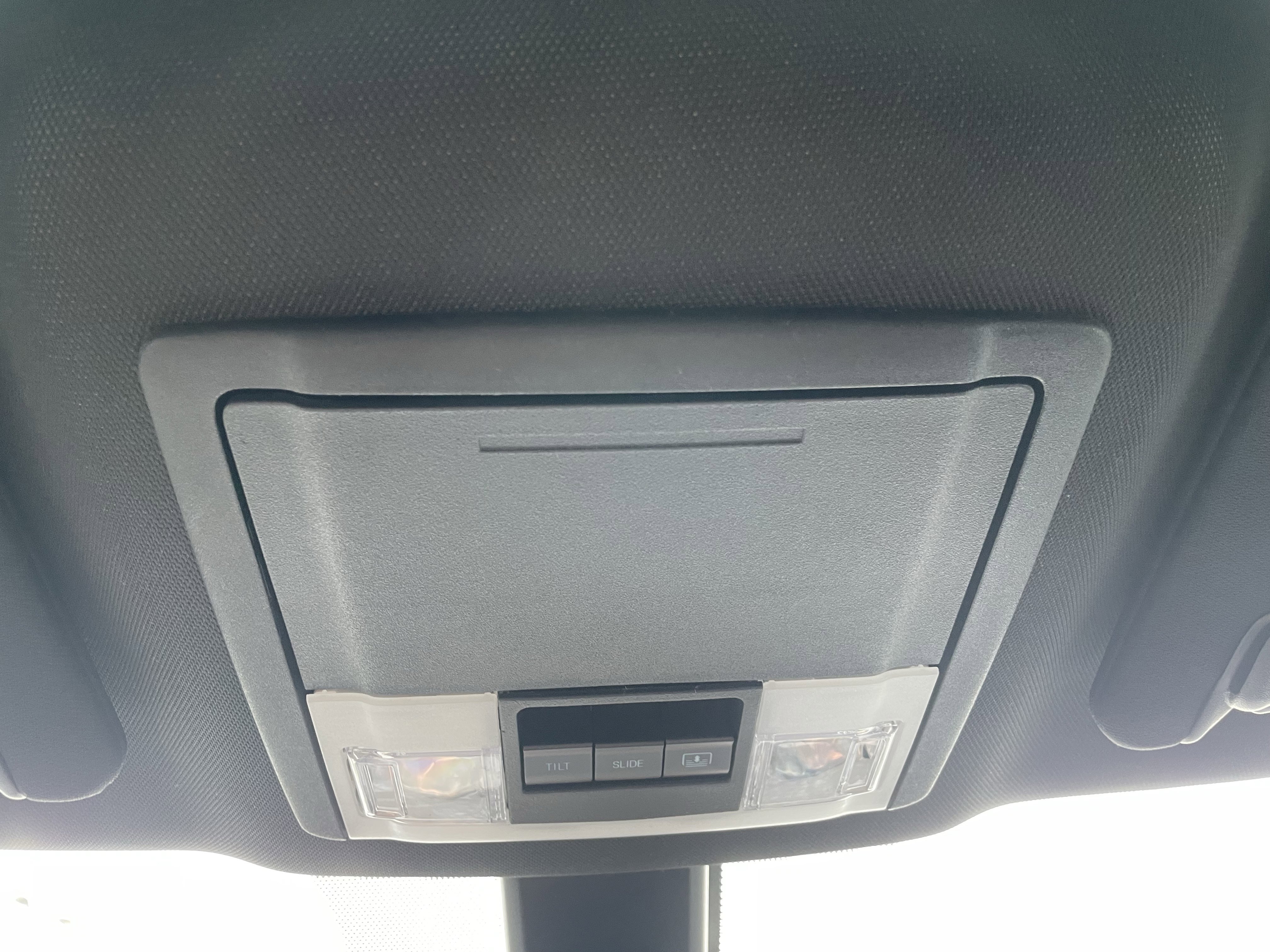 Used 2018 Ford Explorer Platinum AWD/4WD image 26