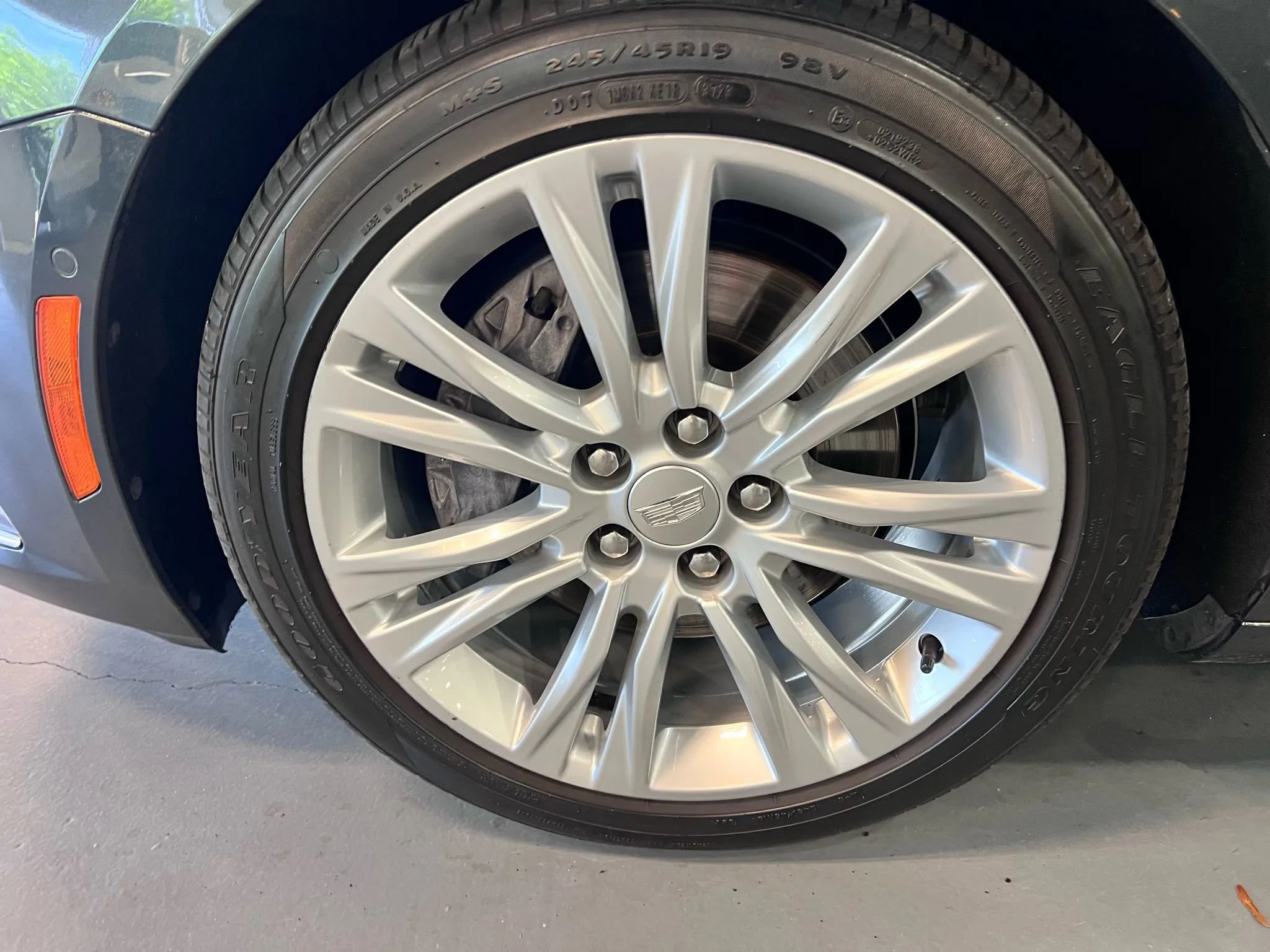 Used 2019 Cadillac XTS Luxury image 35