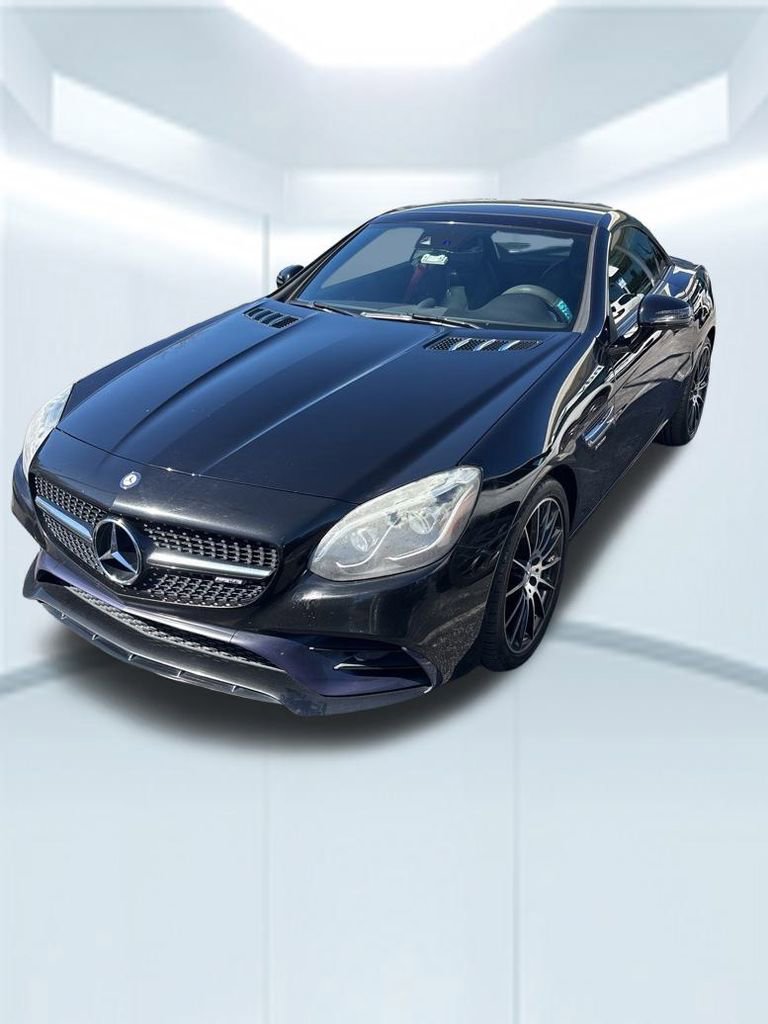 Used 2017 Mercedes-Benz SLC 43 AMG image 2