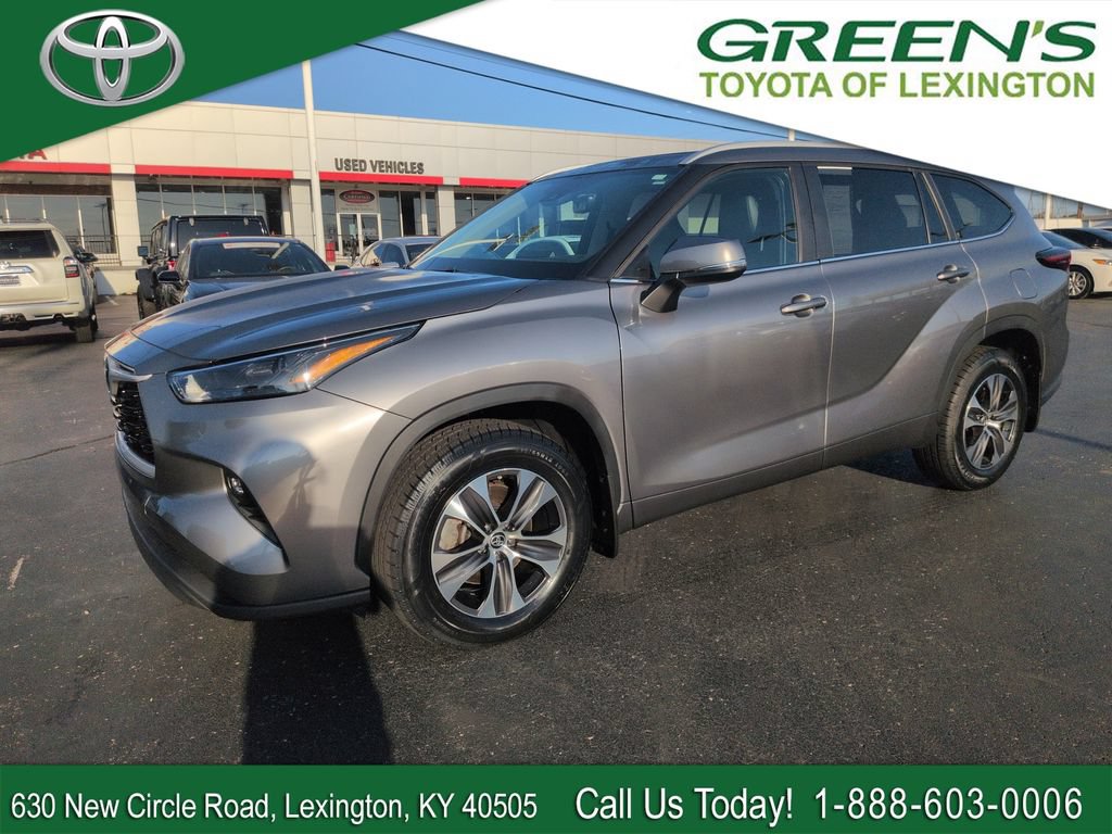 Certified 2025 Toyota Highlander XLE AWD/4WD 360° Tour